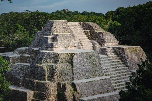 Acropolis norte, Parque nacional Yaxhá-Nakum-Naranjo