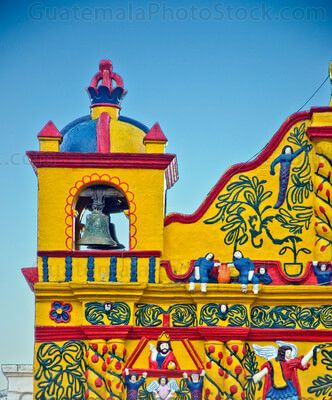 Campanario del Templo de San Andres Xecul