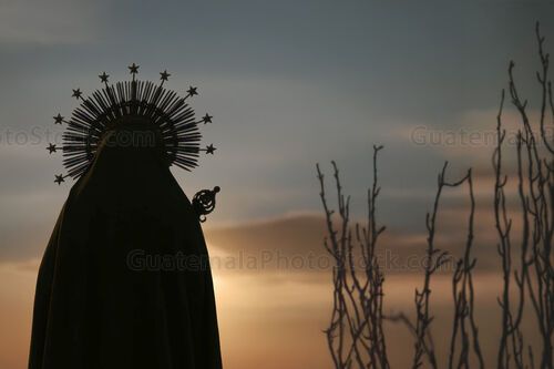 Silueta de Virgen Dolorosa