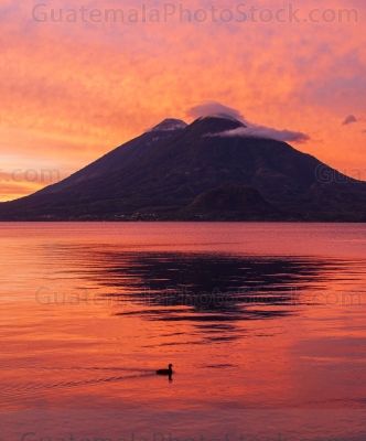 Amanecer en Atitlán, Sololá