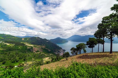Panorama desde el mirador Mario Mendez Montenegro
