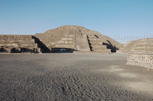 Piramide de la Luna