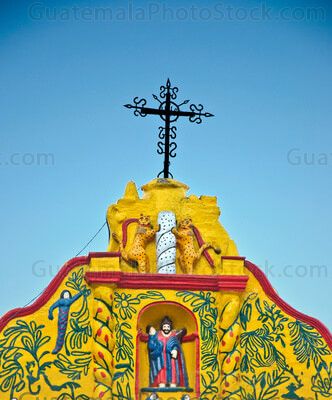 Cruz del templo de San Andres Xecul