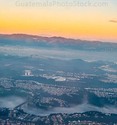 Periferico al amanecer
