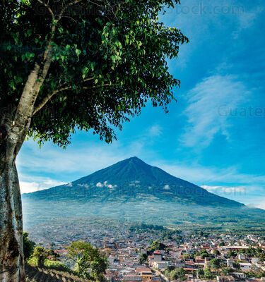 Volcán de Agua, mirador San Lorenzo el Cubo