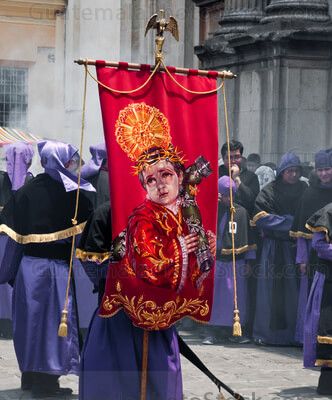 Estandarte procesión niño de la demanda