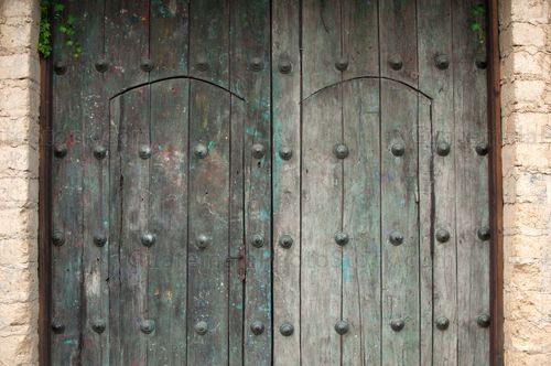 Puerta colonial