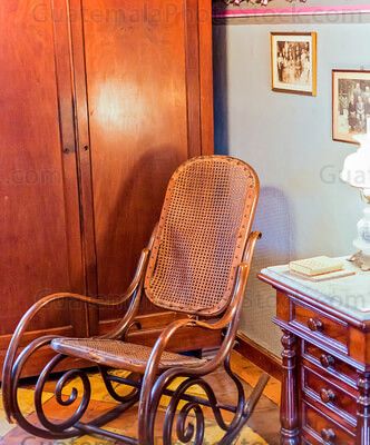 Muebles antiguos del Museo Casa Mima