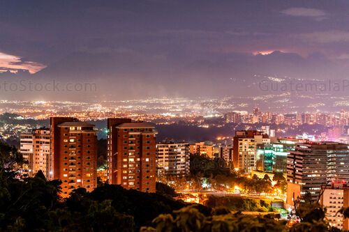 Ciudad de Guatemala de noche