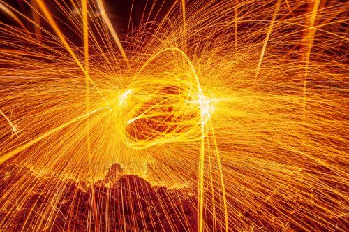 Pintando con luz (lana de metal)