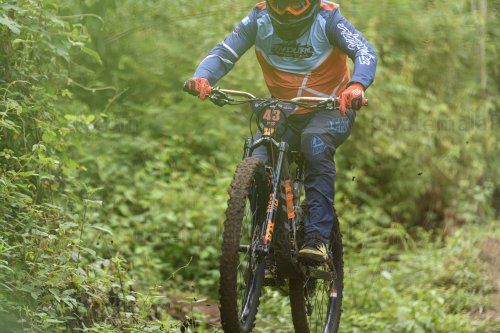 Carrera de bicicleta de montaña