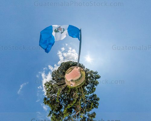 Tiny Planet: Monumento a la bandera