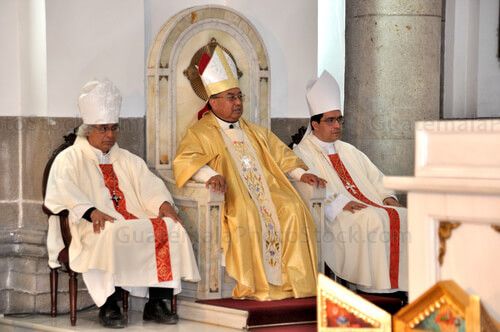 Monseñor Oscar Julio Vian Morales, sdb