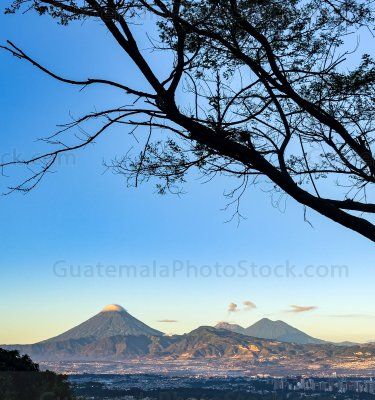Cadena volcánica y la Ciudad de Guatemala