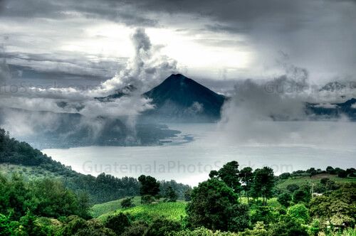 HDR: Lago de Atitlán