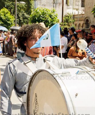 Bombo en el Desfile del 15 de septiembre