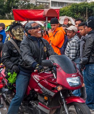 Participante en la Caravana del Zorro