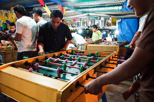 Mesas de Futio en feria patronal