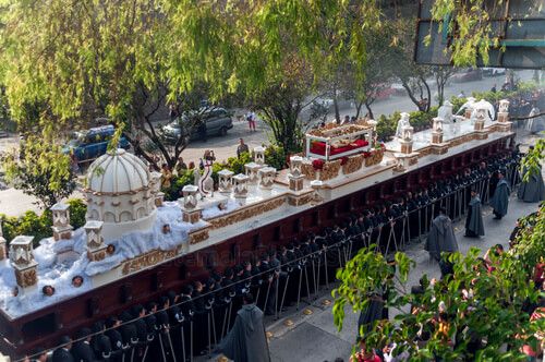 Anda de la Consagrada Imagen del Cristo Yacente de El Calvario