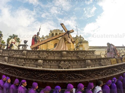 Procesión de Jesús Nazareno del Perdón