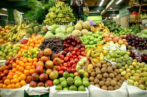 Venta de frutas en el mercado central