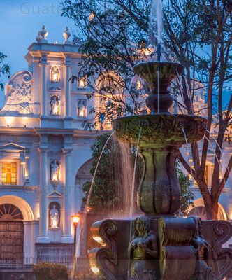 Fuente de las Sirenas