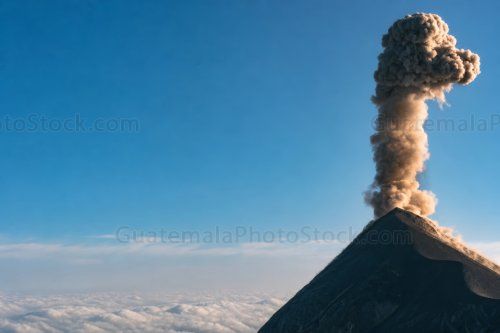 Erupción del Volcán de Fuego