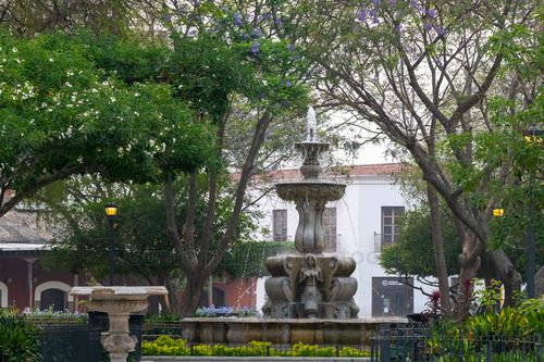 Fuente de las Sirenas, Plaza Central Antigua Guatemala