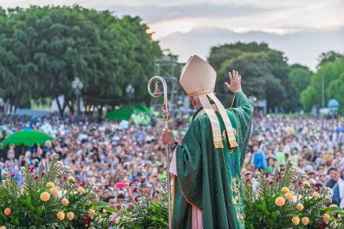 Monseñor Gonzalo de Villa, SJ