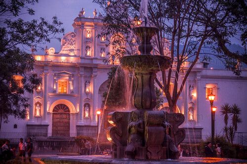 Fuente de las Sirenas