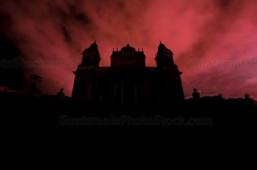 Silueta de la Catedral Metropolitana