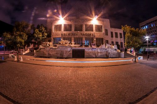 Fachada del edificio de la Biblioteca Nacional
