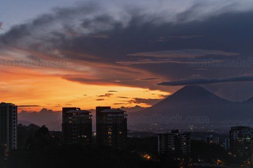 Atardecer sobre la Ciudad de Guatemala